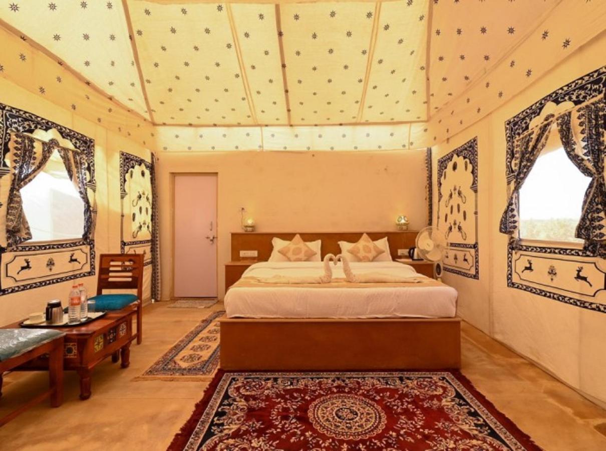Ozaki Desert Camp & Resort Dzsaiszalmer Kültér fotó