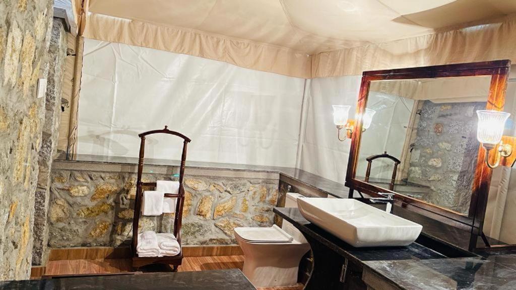 Ozaki Desert Camp & Resort Dzsaiszalmer Kültér fotó