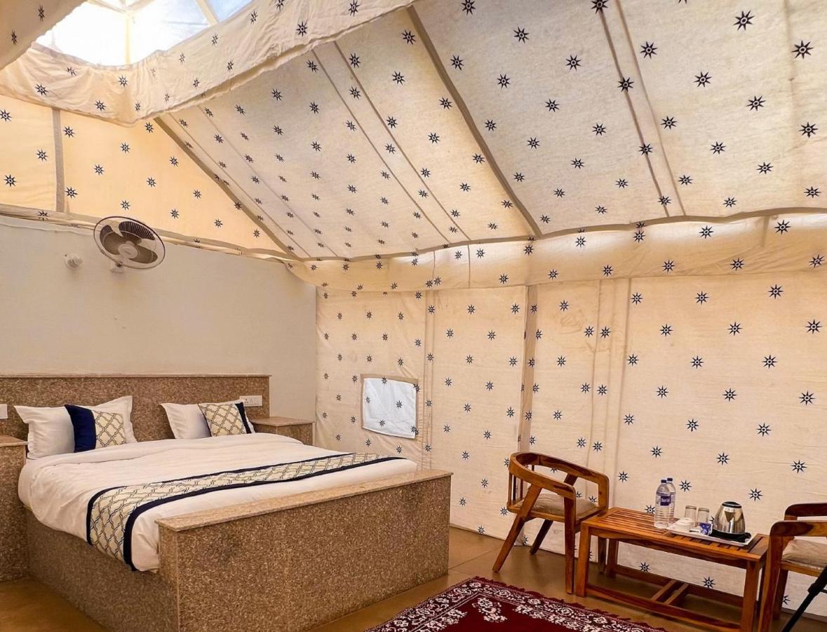 Ozaki Desert Camp & Resort Dzsaiszalmer Kültér fotó