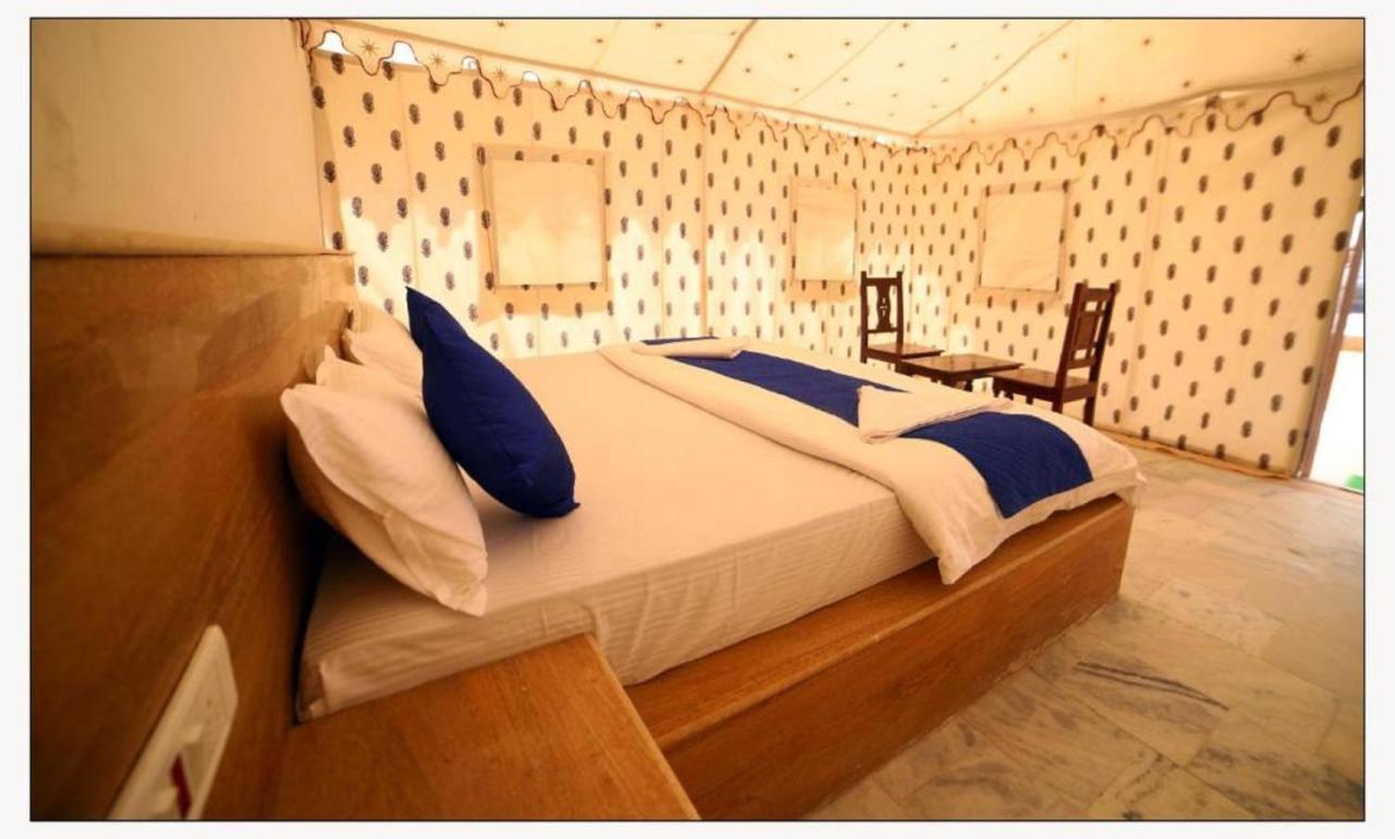 Ozaki Desert Camp & Resort Dzsaiszalmer Kültér fotó