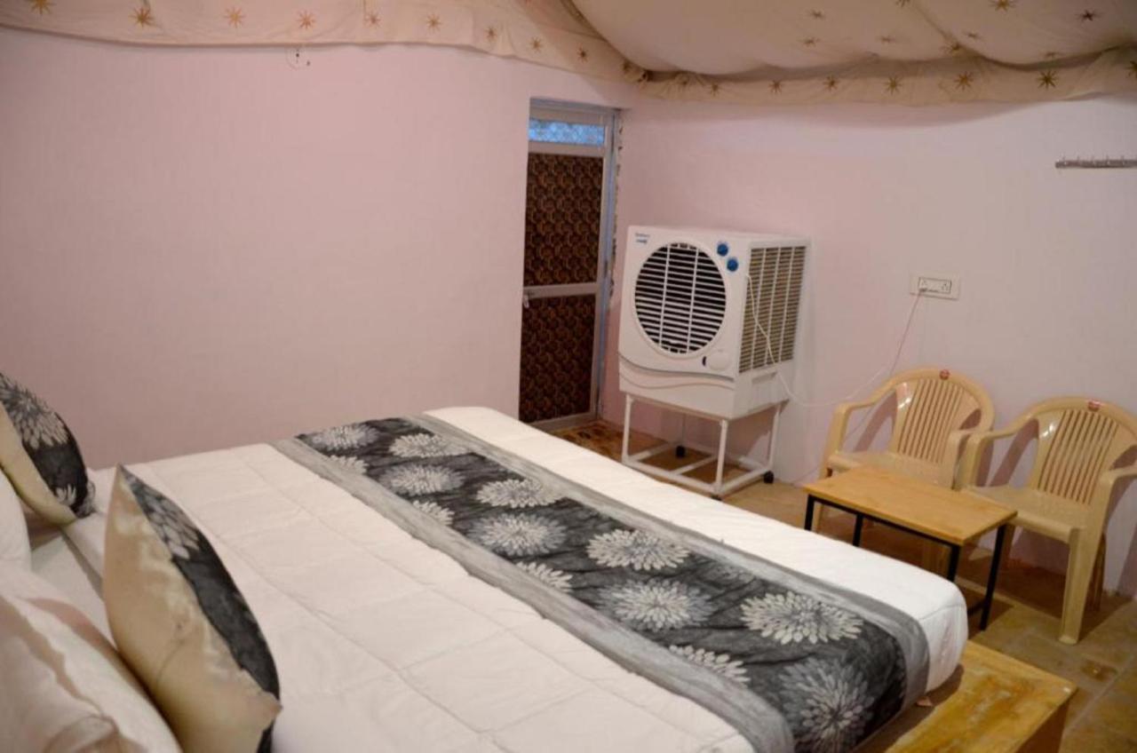 Ozaki Desert Camp & Resort Dzsaiszalmer Kültér fotó